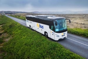 Bustransfer zwischen Reykjavík und Flughafen KEF