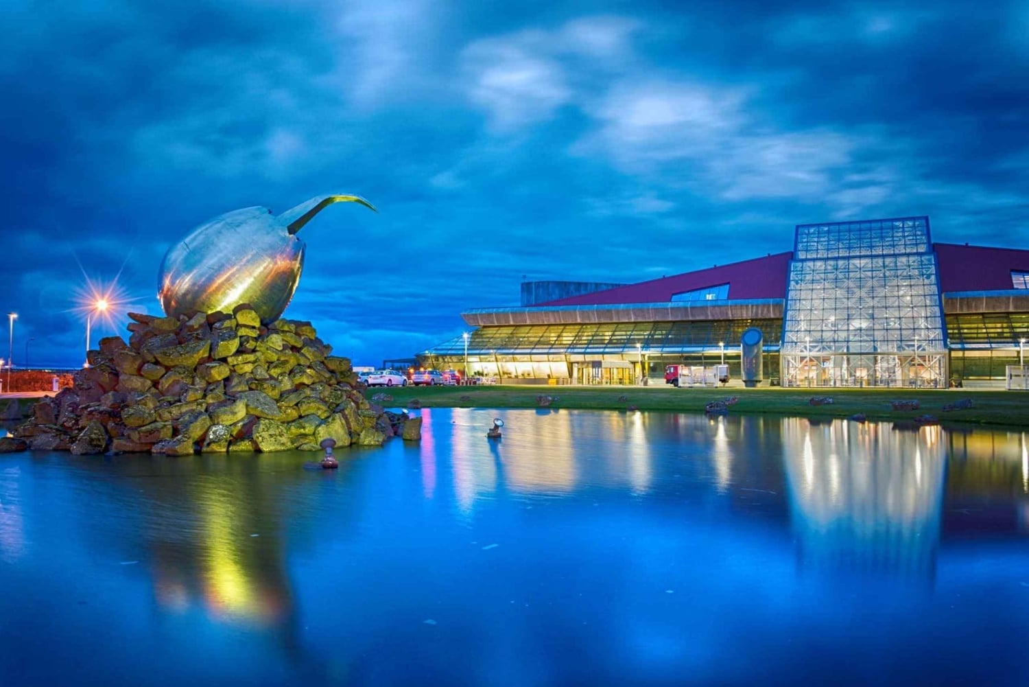 Translado do aeroporto de Keflavik KEF para Reykjavik