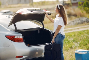 Keflavik Airport: Private Transfer to/from Reykjavik