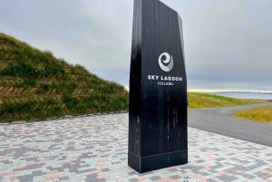 Keflavik lufthavn - Sky Lagoon - Reykjavik sentrum