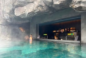 Keflavik lufthavn - Sky Lagoon - Reykjavik sentrum