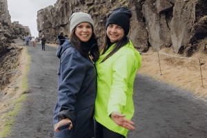 Keflavik: Private Golden Circle Tour mit Abholung vom Flughafen