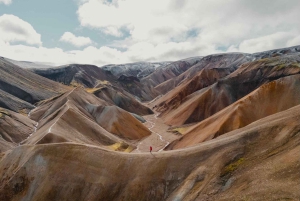 Landmannalaugar & Hekla: colors, craters and hot springs