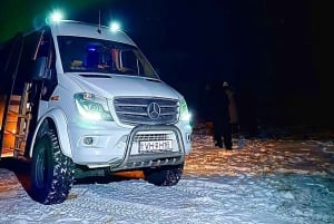 Northern Lights & Hot Choco: Private 4x4 Tour from Reykjavik