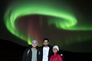 Aurores boréales et chocolat chaud : Visite privée en 4x4 depuis Reykjavik