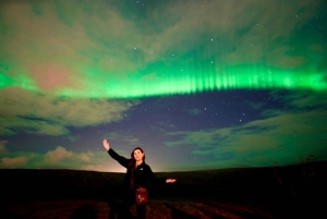 アイスランドのオーロラ鑑賞少人数ツアー