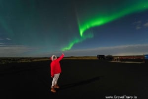 Northern Lights Tour From Reykjavik with Photos & Hot Choc