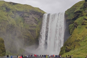 Private Tagestour an der Südküste mit Gletscherwanderung