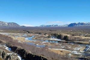 Yksityinen Golden Circle ja Blue Lagoon Tour