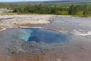 Tour privado del Círculo Dorado con servicio de recogida en el aeropuerto