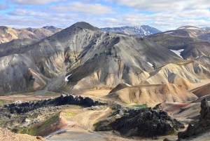 Private Landmannalaugar Hiking tour with Reykjavik Pickup