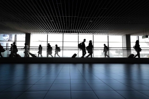 Trasferimento privato dall'aeroporto di Keflavík a Reykjavík