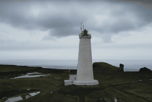 Reykjanes-halvøya: Geotermisk varme, tektonikk og kystens underverker