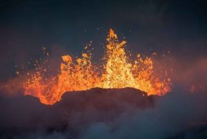 Reykjanes :Private Day Tour of Litli-Hrútur Volcano Hike