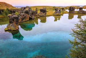 Reykjavík: 8-Day Iceland Circle Self-Drive Tour