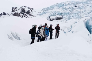 Reykjavik: excursão de 8 dias em pequenos grupos pelo Círculo da Islândia no verão