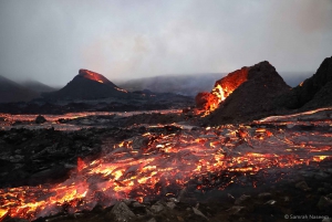 Reykjavik: Active Volcano Hike & Reykjanes Tour