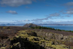 Reykjavík: Best of Golden Circle, Hidden Gems & Lava Tunnel