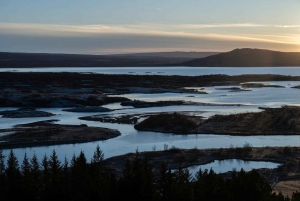 Reykjavík: Best of Golden Circle, Hidden Gems & Lava Tunnel