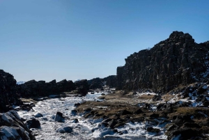 Reykjavík: Best of Golden Circle, Hidden Gems & Lava Tunnel