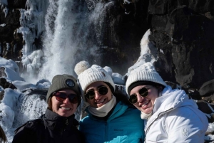 Reykjavík: Best of Golden Circle, Hidden Gems & Lava Tunnel