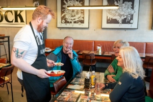 Reykjavik: Christmas Food Tour with Tastings and Drinks