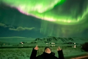 Reykjavik : Exclusive Tour for Northern Lights Hunt
