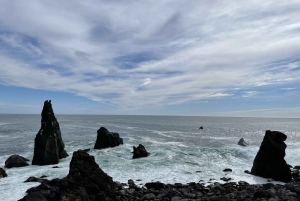 Reykjavík: Geldingadalir Volcano Hike and Blue Lagoon Visit