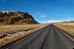 Reykjavik: Glacier Lagoon & Diamond Beach Private Tour