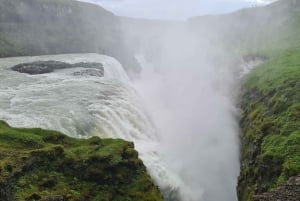 Reykjavík: Golden Circle, 2 Geysers & Geothermal Bakery Tour