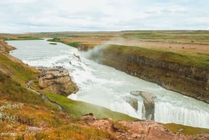 Reykjavik: Golden Circle Day Trip with Kerið Crater