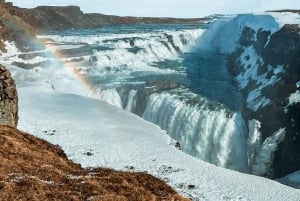 Reykjavik: Golden Circle Day Trip with Kerið Crater