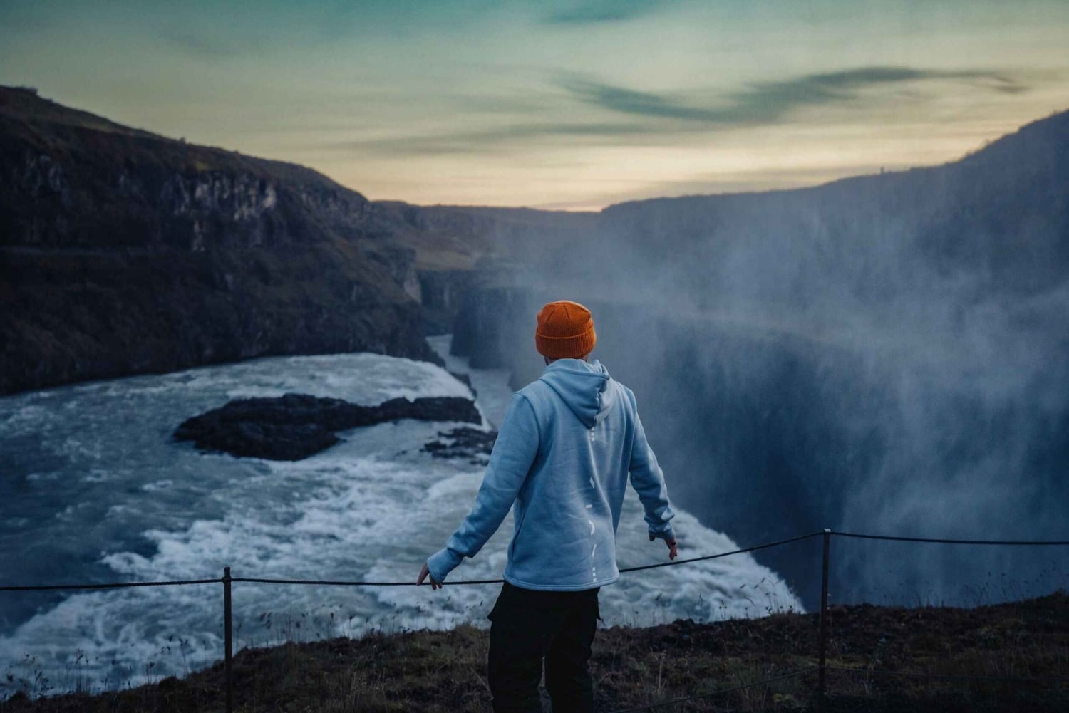 Reykjavík: Kultainen ympyrä iltakierroksella