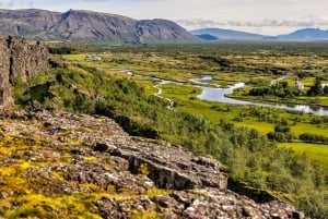 Рейкьявик: экскурсия для небольшой группы по Золотому кольцу и водопадам