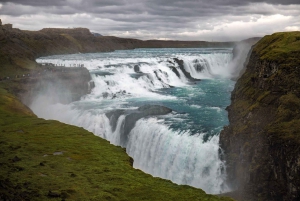 Reykjavík: Golden Circle, Friðheimar, & Laugarás Lagoon Tour