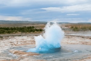 Reykjavik: Golden Circle, Glacier Truck & Ice Cave Tour