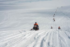 Reykjavik: Golden Circle in a super jeep with snowmobiling