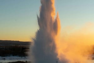 Reykjavik: Golden Circle auf Italienisch, Þingvellir, Geysir, Gullfoss