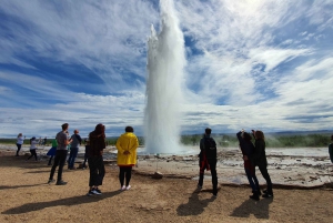 Reykjavik: Golden Circle, Kerid Crater, & Blue Lagoon Tour