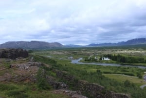 Reykjavik: Círculo Dourado e Glaciar Langjökull num jipe