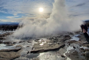 Reykjavik: Golden Circle & Laugarás Lagoon Tour