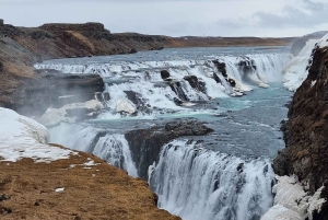 Reykjavík: Privat luksustur til Den Gyldne Cirkel med lokal guide