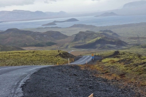 Reykjavik: Circolo d'oro Tour privato guidato SUV 4x4