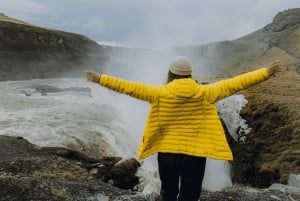 Reykjavík: Private Tour zum Golden Circle & zur geheimen Lagune