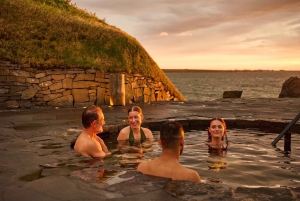 Reykjavík: Golden Circle Tour und Eintrittskarte für die Sky Lagoon