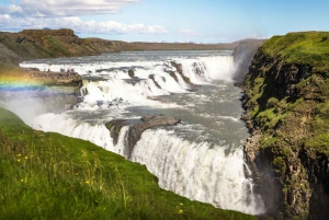 Reykjavik: Golden Circle tour: Geysir, Gullfoss, Thingvellir