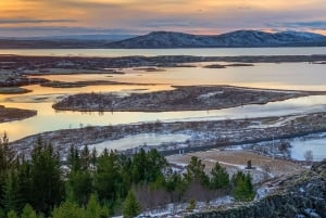 Reykjavik: tour del Golden Circle: Geysir, Gullfoss, Thingvellir