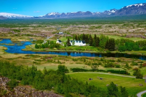 Reykjavik: Golden Circle Tour with Blue Lagoon Visit & Entry