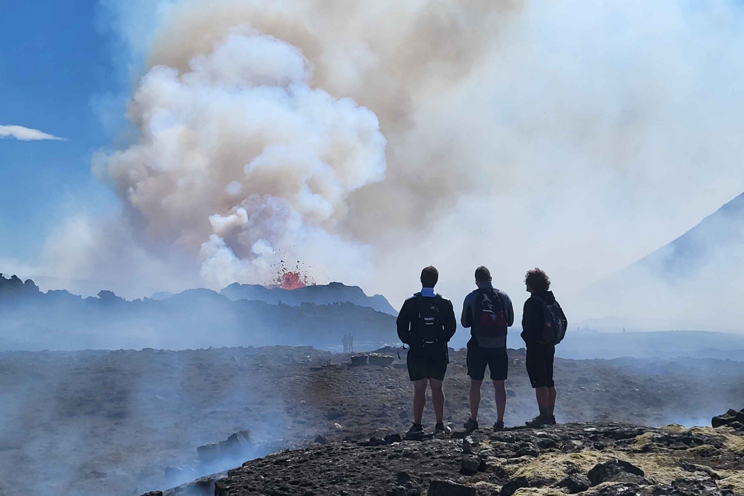 Reykjavík: Guided Afternoon Hiking Tour to New Volcano Site