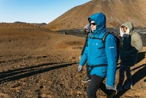 Reykjavik: Guided Tour to Volcano and Reykjanes Geopark